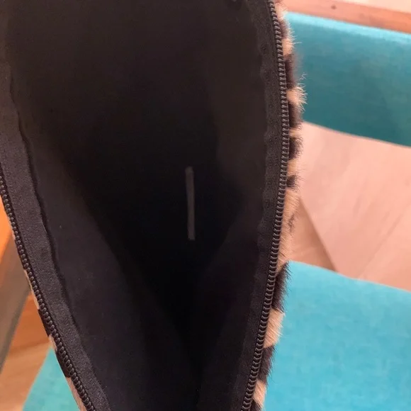 The loveCortnie foldover leopard clutch - Picture 7 of 7